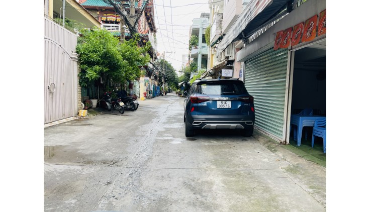 Bán nhà Phan Văn Trị , P.11, HXH ,2 tầng , 80m2,2 tầng, 4.2x19m, vuông